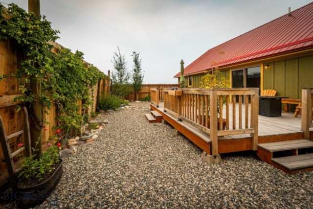 41 Glengarry Rd Livingston, MT 59047