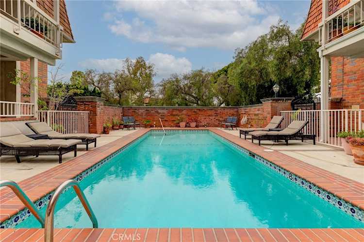 2306 W Palos Verdes Drive West #202 Palos Verdes Estates, CA 90274 | MLS SB23021533 Photo 1