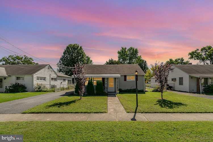 1621 Williams Ave Essex, MD 21221