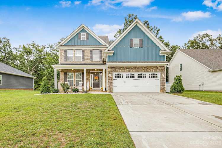 206 Vanderbilt Blvd Locust, NC 28097