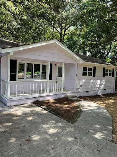 6348 Church Street Union City, GA 30291