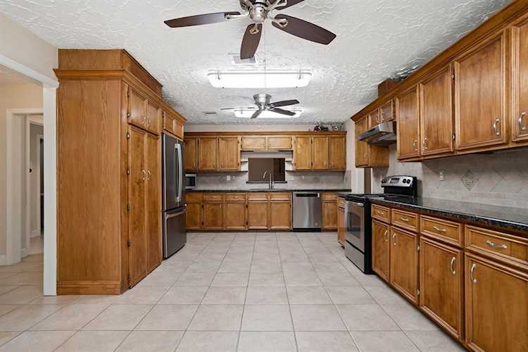 4927 Cairnleigh Dr Houston, TX 77084