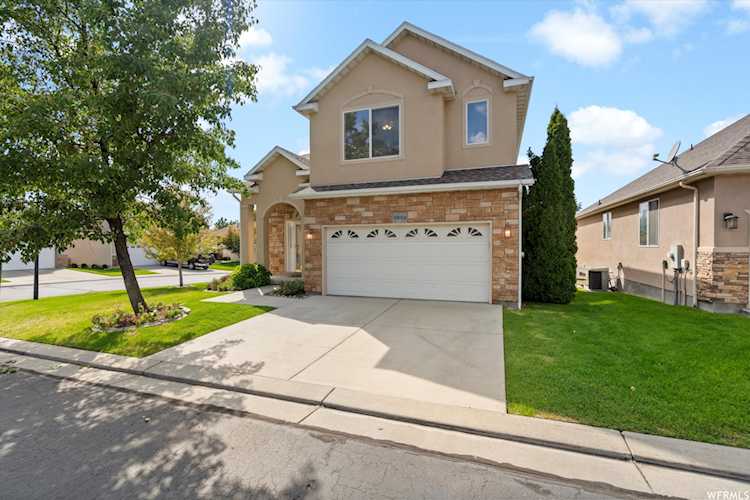 9904 S Park Rise Way Sandy, UT 84070