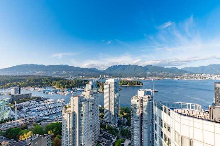 1189 Melville Street #3702 Vancouver, BC V6E 4T8