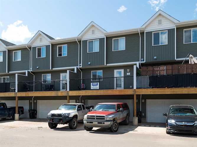 401 Athabasca Ave #285 Fort McMurray, AB T9K 5