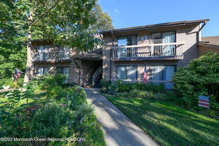 26 Augusta Ct Red Bank, NJ 07701 | MLS 22326570 Photo 1