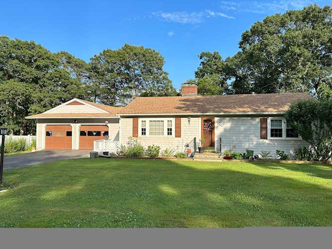 7 Lentell Street Sandwich, MA 02563