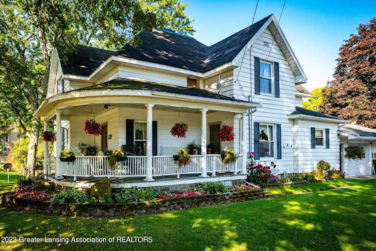 608 E Main St Stockbridge, MI 49285
