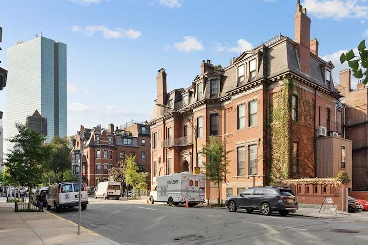 274 Clarendon St #10 Boston, MA 02116