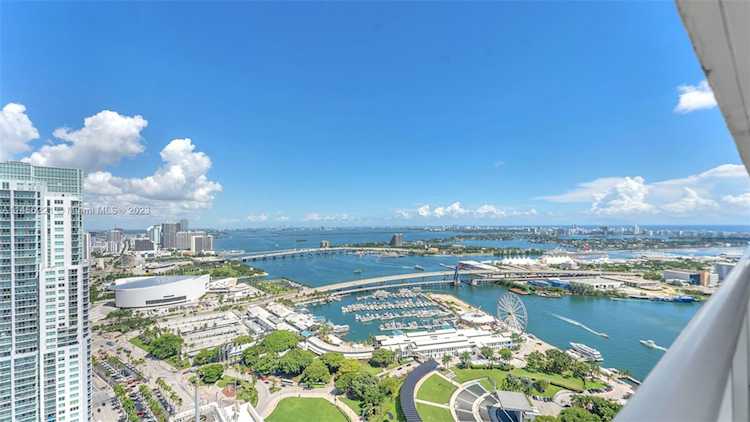 50 Biscayne Blvd #4801 Miami, FL 33132