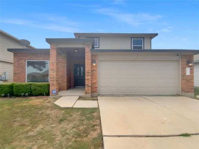 12809 Sky Harbor DR Del Valle, TX 78617