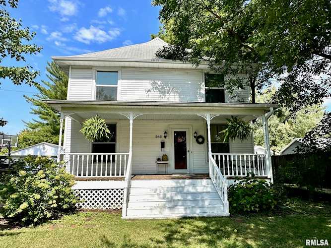 848 W Chambers St Jacksonville, IL 62650