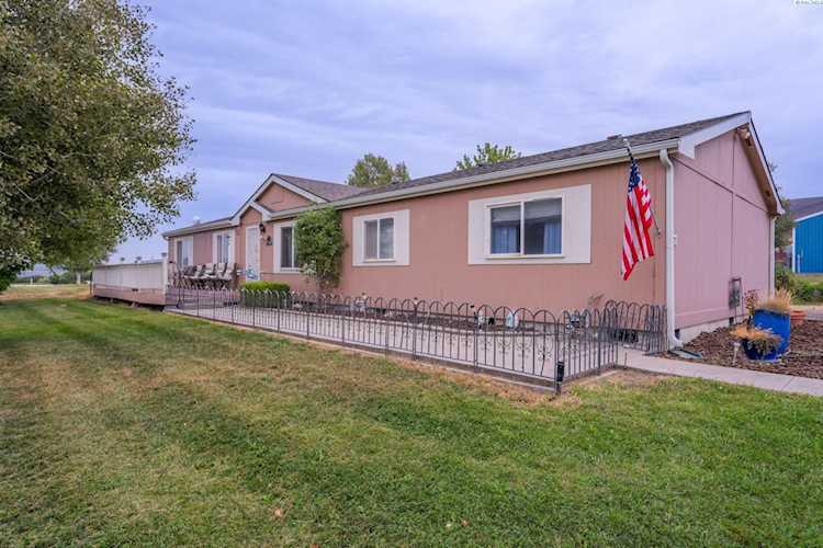 12903 W 351 Pr NW Benton City, WA 99320