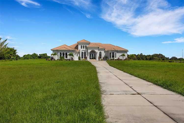 14325 Mj Rd Myakka City, FL 34251