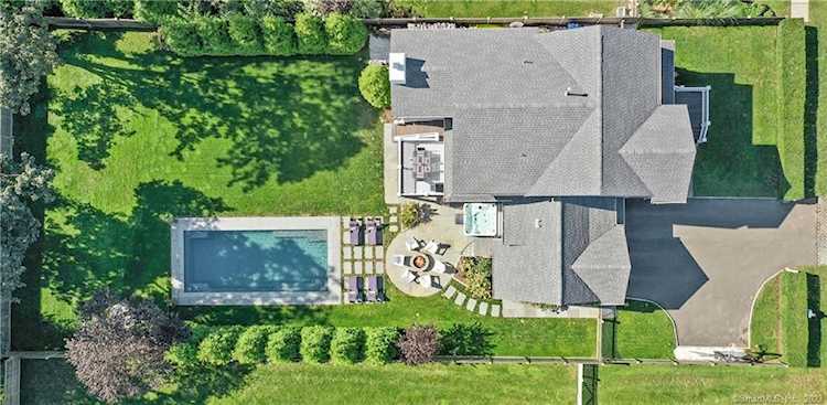 264 Penfield Rd Fairfield, CT 06824