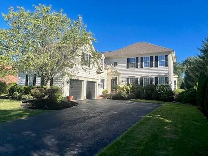 7108 Bowermoss Drive New Albany, OH 43054