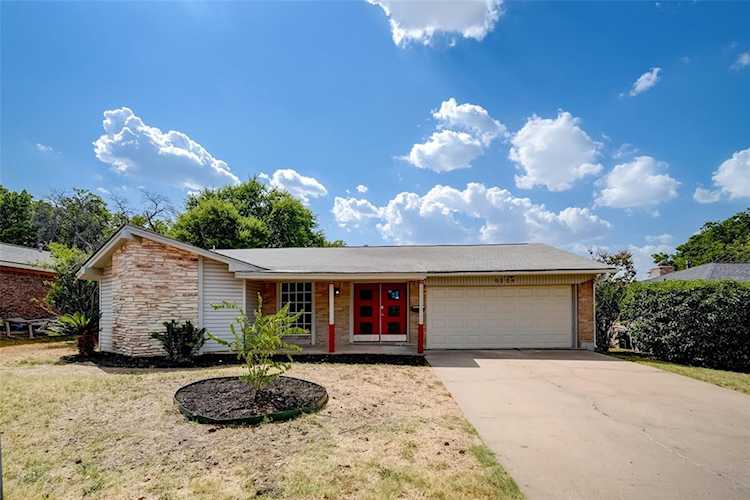9004 Hunters TRCE Austin, TX 78758