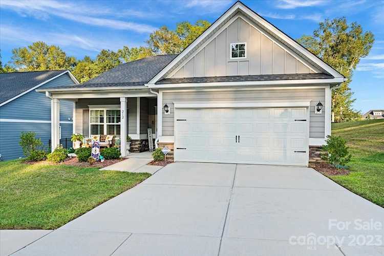 212 Cramerton Mills Parkway Cramerton, NC 28032
