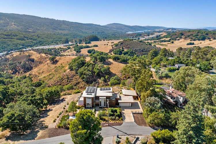 481 W Maple Way Woodside, CA 94062