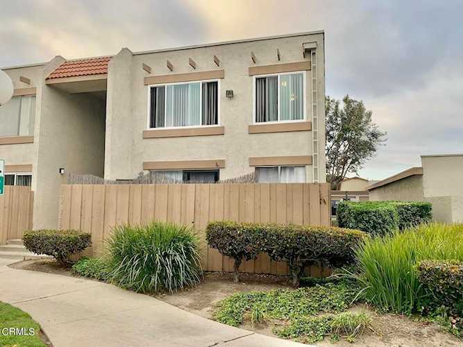 2562 Bolker Dr Port Hueneme, CA 93041