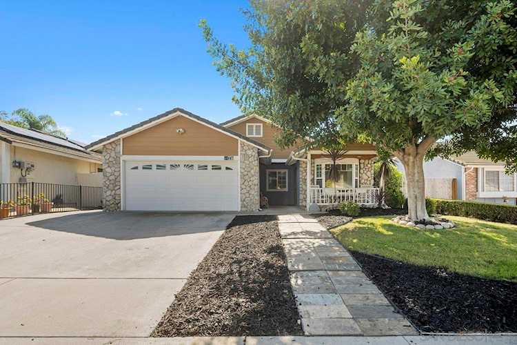 607 Maybritt Cir San Marcos, CA 92069