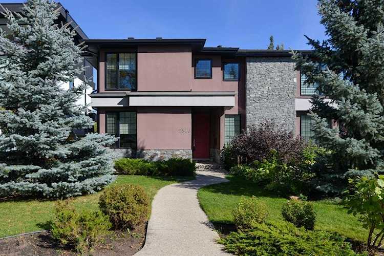 2540 19A St SW Calgary, AB T2T 4Z2