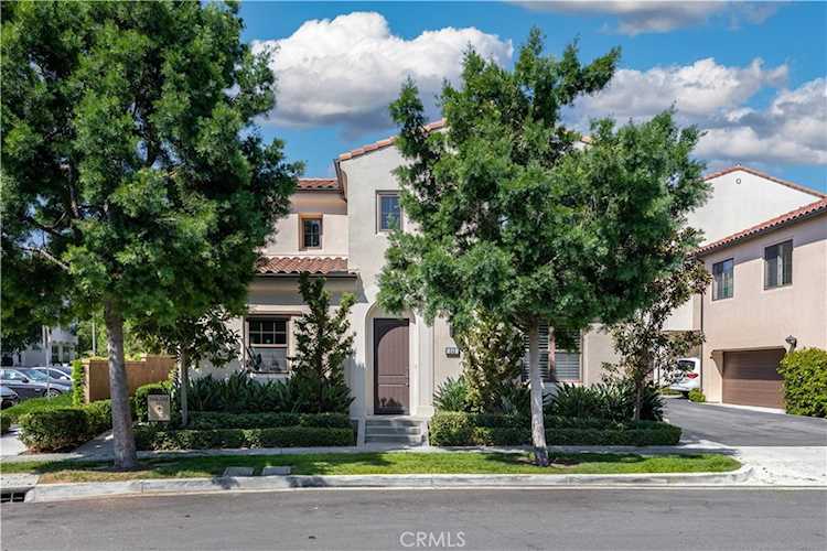 242 Firefly Irvine, CA 92618