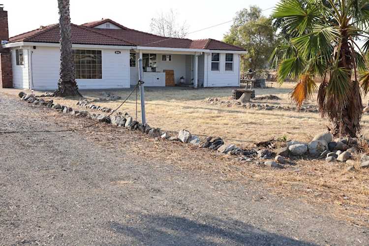 4843 Dry Creek Road Sacramento, CA 95838