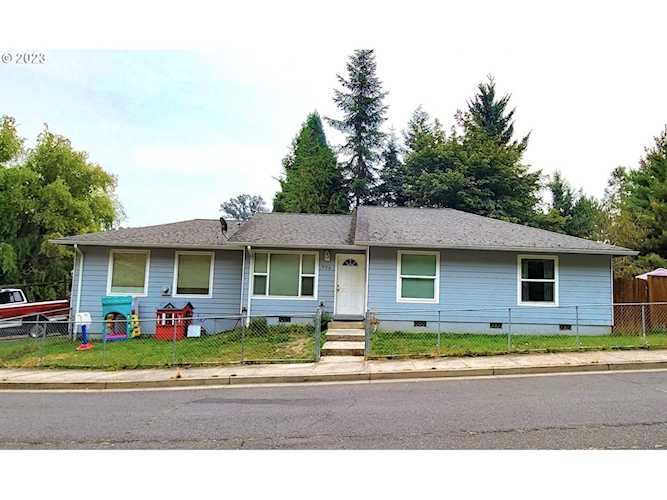 438 Kalapuya WAY Cottage Grove, OR 97424