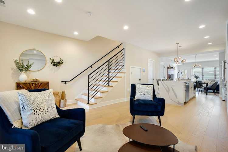 1733 Independence Ave SE Washington, DC 20003