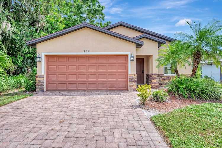 125 Tucker Ave Sarasota, FL 34232