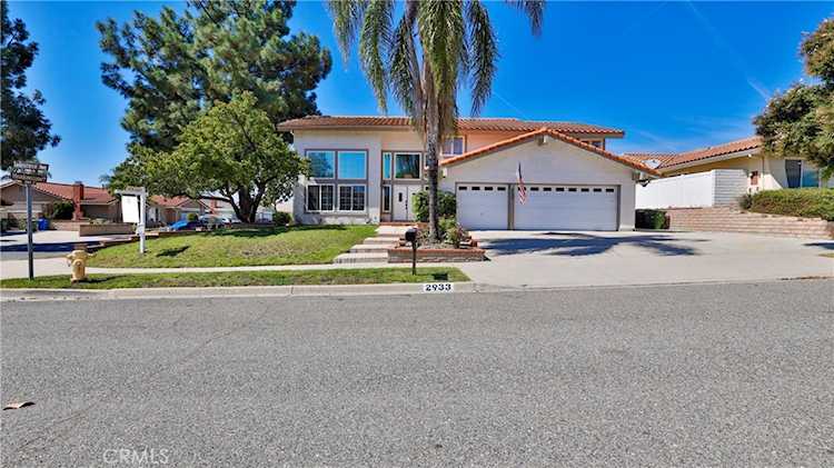 2933 Jadestone Ave Simi Valley, CA 93063