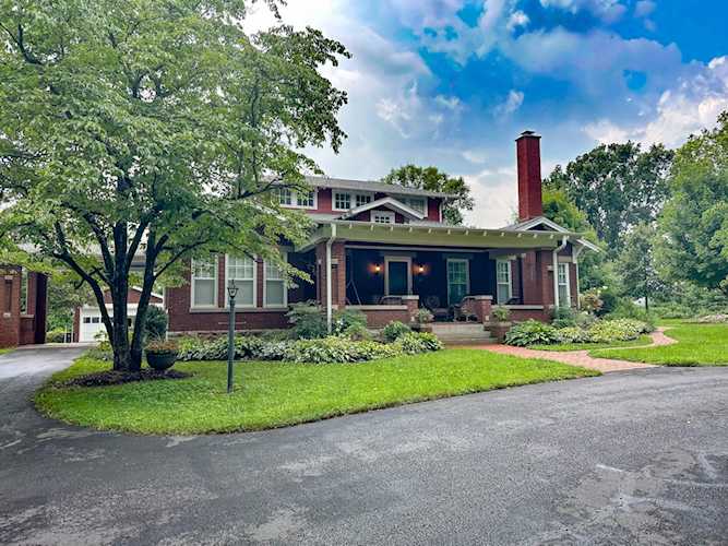 805 Georgetown Rd Paris, KY 40361