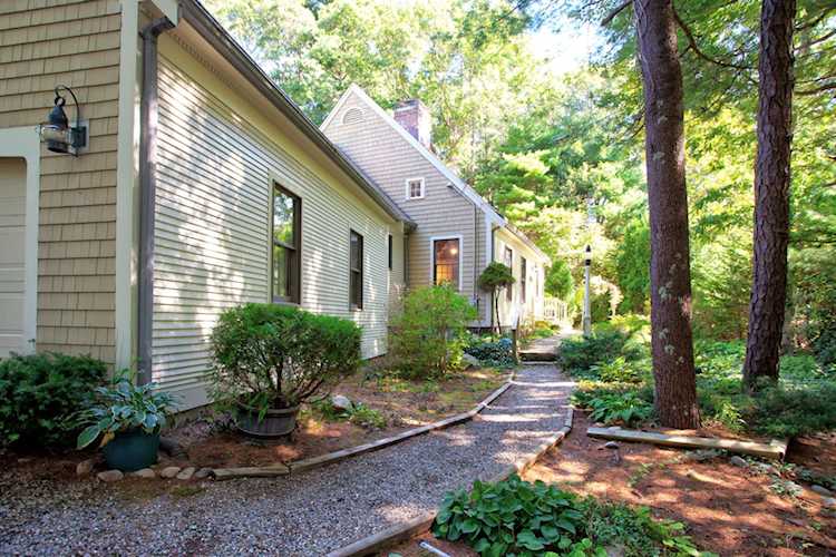 93 Great Hill Road Sandwich, MA 02563 | MLS 22304139 Photo 1