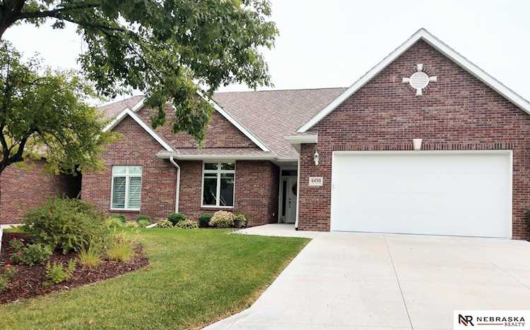 6430 Lone Tree Dr Lincoln, NE 68512