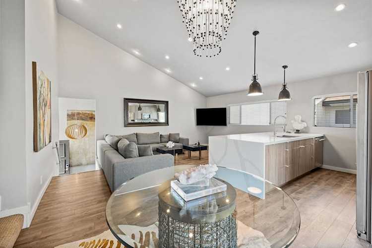 1326 S Camino Real Palm Springs, CA 92264