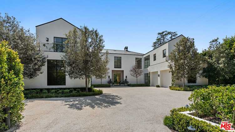 12846 Highwood St Los Angeles, CA 90049