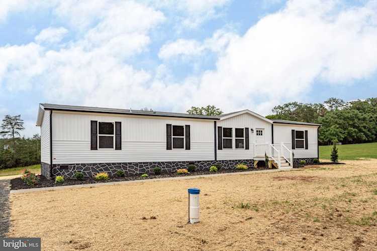 4111 Yanceyville Rd Louisa, VA 23093