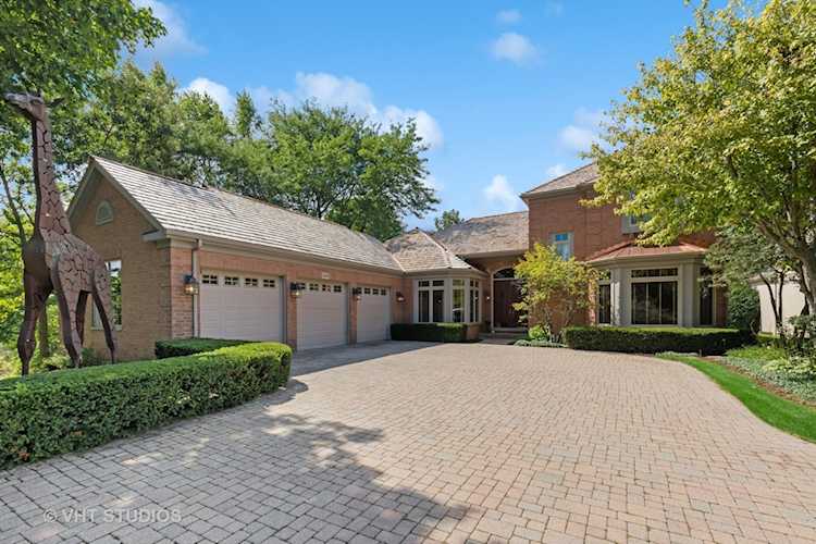 2376 Augusta Way Highland Park, IL 60035 | MLS 11876287 | Burling Square Group Photo 1