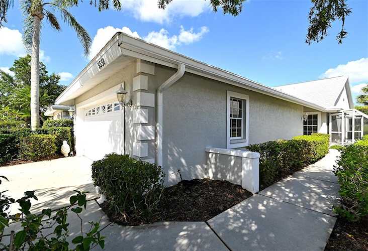 5558 Country Club WAY Sarasota, FL 34243