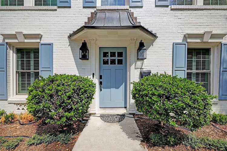 1824 Portsmouth St Houston, TX 77098