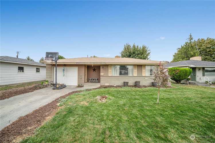 225 M St SW Quincy, WA 98848 | MLS® 2165981 Photo 1