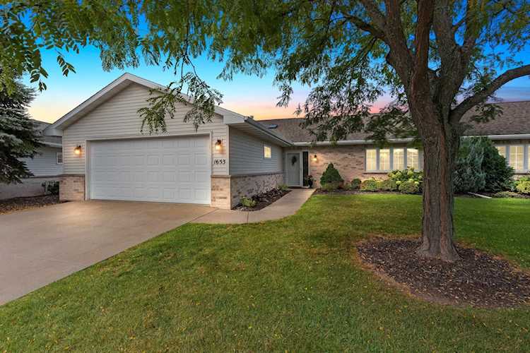 1653 Twin Lakes Circle Green Bay, Village of Bellevue, WI 54311