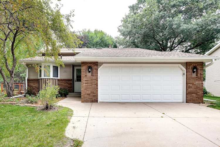 Shoreview | Ramsey County | MLS 6439702 | 1556 Lois Drive Photo 1