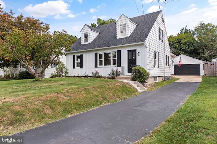 439 Maple Ave Westminster, MD 21157