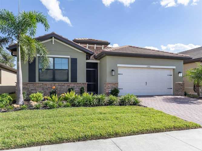11945 Lovegrass St Venice, FL 34293