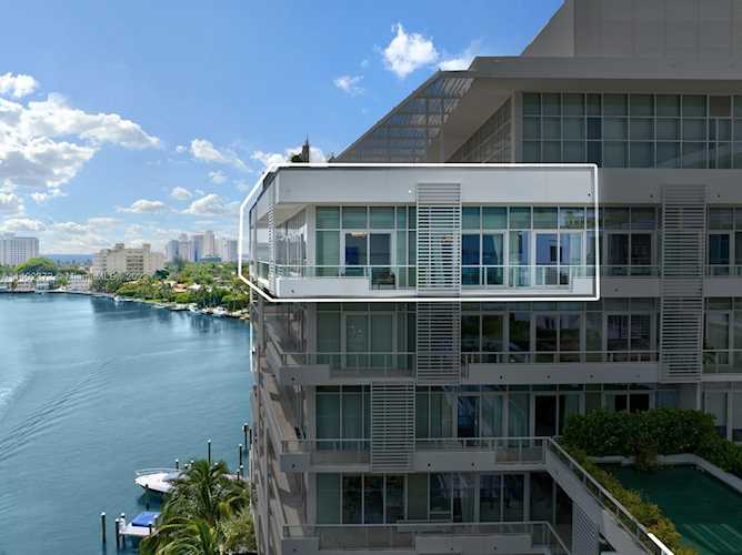 4701 N Meridian Ave #LPH02 Miami Beach, FL 33140