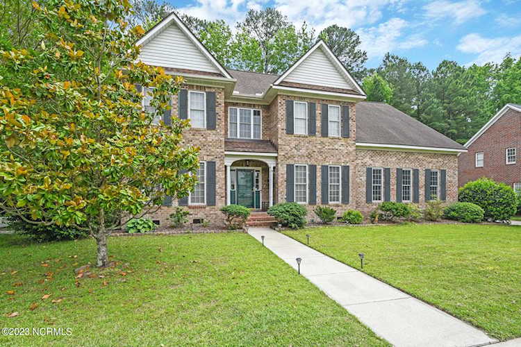 1610 Bloomsbury Rd Greenville, NC 27858
