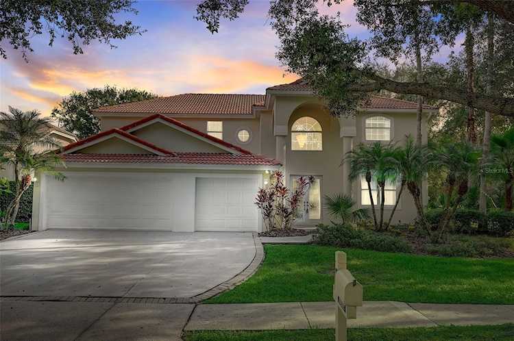 10212 Garden Alcove Dr Tampa, FL 33647