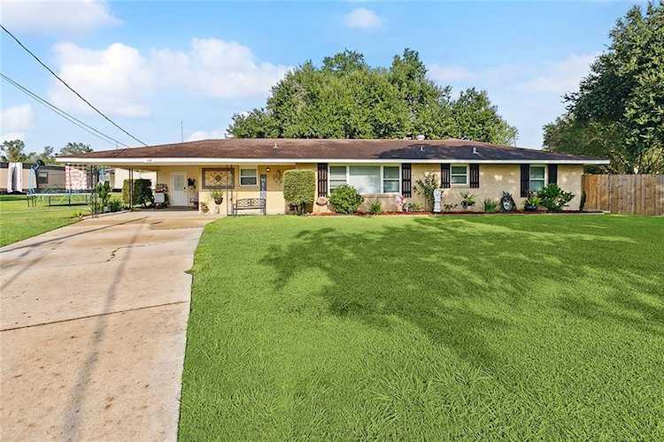114 Jaybird St La Place, LA 70068